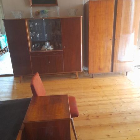 Levani'S Guesthouse Zugdidi Exterior photo